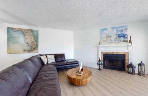 Indian Shores Apartamento | Beach Cottage 1104
