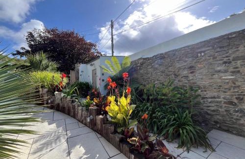 St. Agnes Casa | Beach Cottage and The Lobster Pot