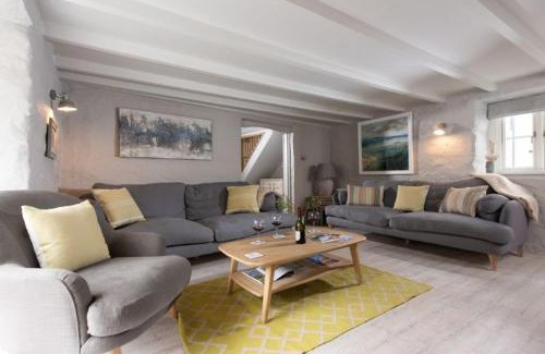 St. Agnes Casa | Beach Cottage and The Lobster Pot