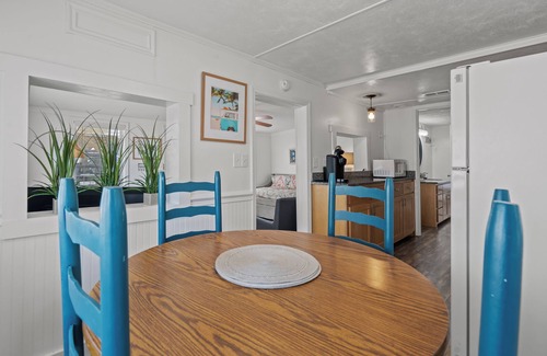 Myrtle Beach Cabaña | Beach Cottage Escape: Just a Short Stroll to the Shore