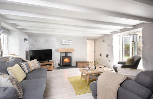 St. Agnes Casa | Beach Cottage