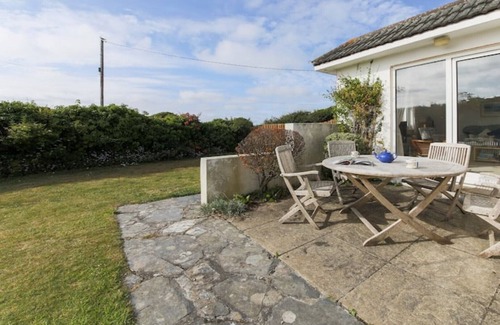 St Merryn Cabaña | Beach Cottage in Constantine Bay, Near Padstow
