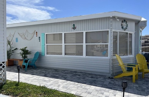 Hutchinson Island South Cabaña | Beach Cottage-Jensen Beach