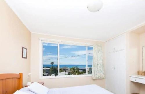 Forster Casa | Beach Cottage - linen not included