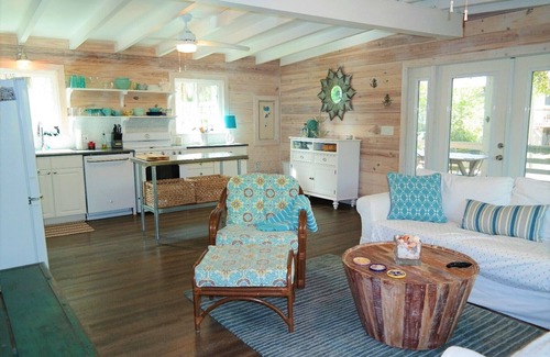 Placida Cabaña | Beach Cottage on Private Little Gasparilla Island, relax & unwind!