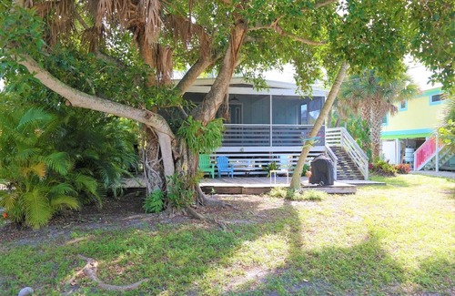 Placida Cabaña | Beach Cottage on Private Little Gasparilla Island, relax & unwind!