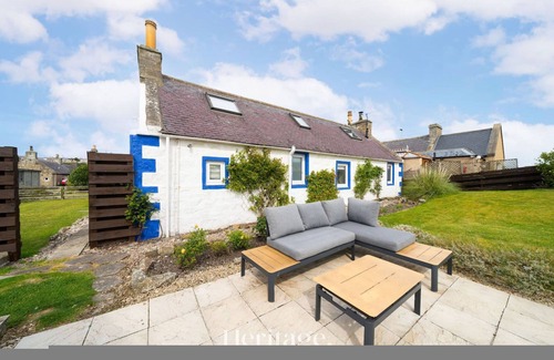 Lossiemouth Casa | Beach Cottage Pet Child Friendly Stay in Moray