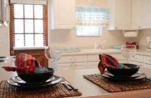 Sarasota Apartamento | Beach Cottage with heated pool just off Siesta Key
