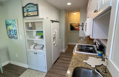 Whitney Beach Casa | Beach Cottage with a Private Hot Tub