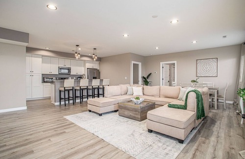 Stevensville Condominio | Beach Cove | Wine Tours | Lake Michigan | Dunes