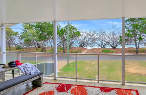 Woodgate Casa | Beach Escape - 5 The Esplanade
