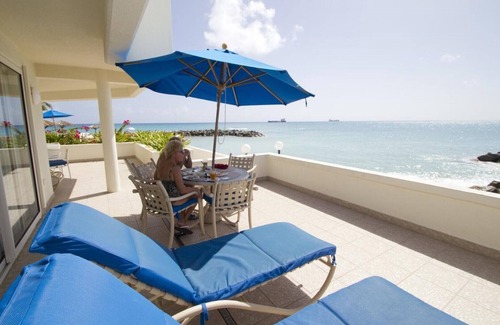Simpson Bay Complejo | Beach front 1 bedroom apartment overlooking Simpson Bay (Feb.13-20, 2021)