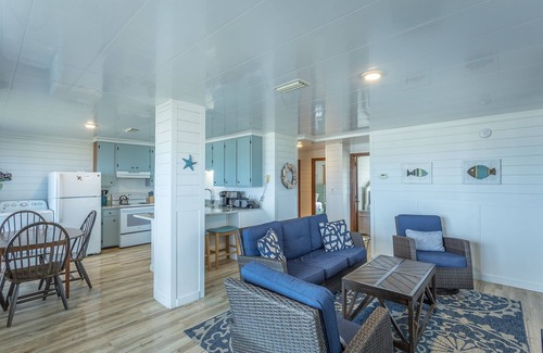 St. George Island Apartamento | Frente a la playa, apartamento a nivel del suelo. ¡Hermosa vista!