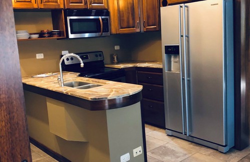 Cerro Plano Casa | Beach front 3rd floor condo private pool south Jaco
