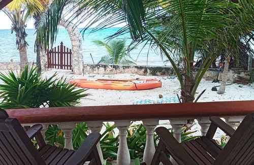 Mahahual Casa | Beach front Bugalow.