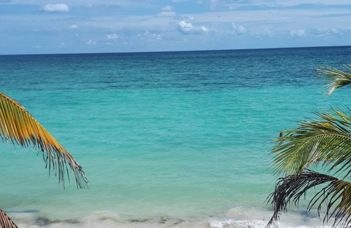 Mahahual Casa | Beach front Bugalow.