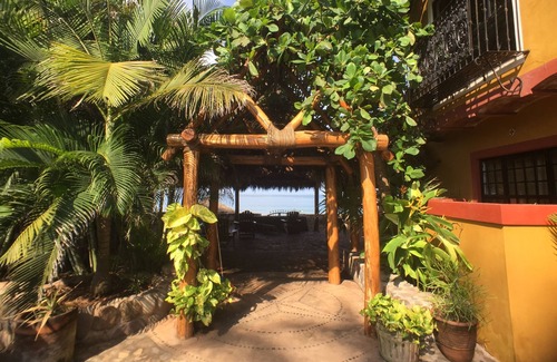 Chacala Apartamento | frente a la playa bella suite para 4 a $ 45 por noche por persona