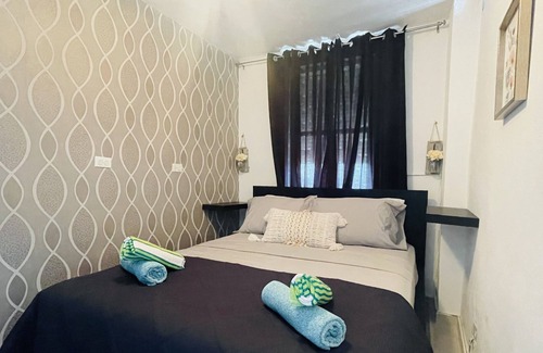 La Pared Condominio | Beach front condo with amazing ocean view & beach access. Walk to plaza