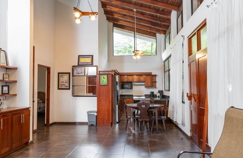 Savegre Cabaña | Beach Front Peaceful House w/ a/c & wifi - La Ola Feliz