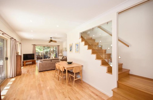 Warana Casa | Beach Front Elegance - Space & Privacy ZF5