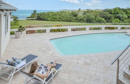 Florida Casa | Frente a la playa en la exclusiva elegancia Martineau Beach Estate.