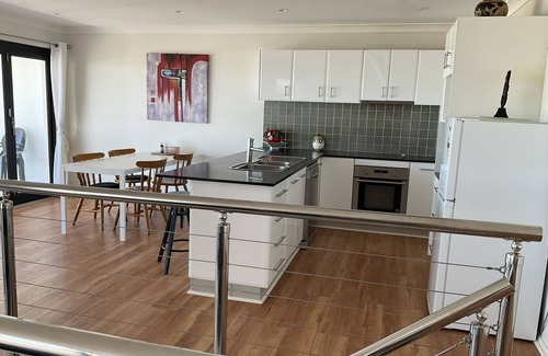 Kooragang Casa | Beach Front Experience with Point Blank Ocean Views