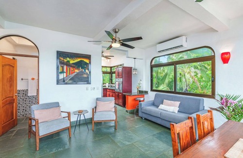 Junquillal Casa | Casa frente a la playa con piscina y terraza - Capacidad 8