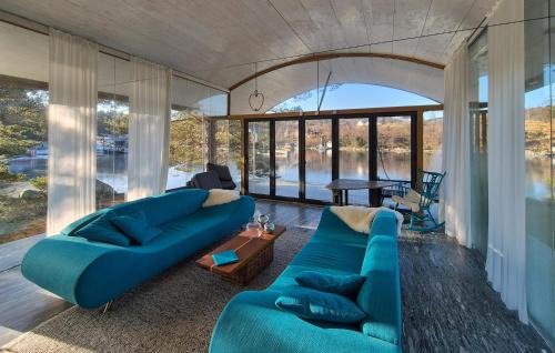 Sveio Casa | Beach Front Home In Sveio With Wifi