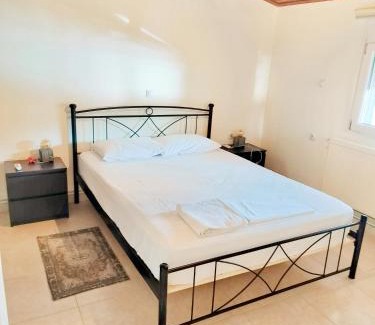 Skafidia Casa | Beach front house at Agios Ilias Pyrgos Near Ancient Olympia