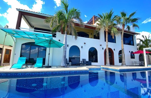 La Ventana Casa | Beach-front luxury! Private home, pool, hot tub, rooftop and water sport access!