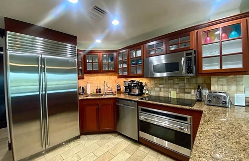 Wailua Complejo | BEACH FRONT RESORT/SPA LARGE LUXURY GRAND SUITE! 2BED/3BATH/3BALCONY