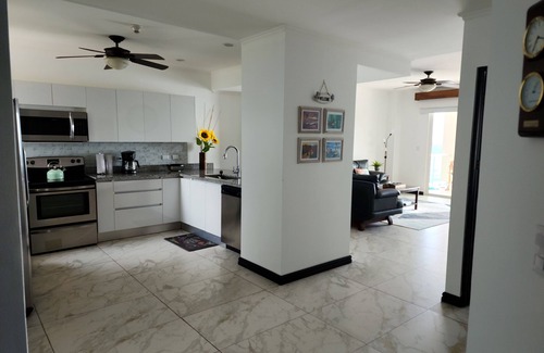 Barrio Los Faroles Condominio | Beach Front - Spectacular Ocean Views!