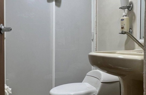 Zona Hotelera Apartamento | Beach Front Studio - One Bedroom Apartment, Sleeps 3