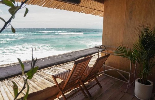 By Pass Ngurah Rai Cabina | Beach Front - Surf Lodge 1