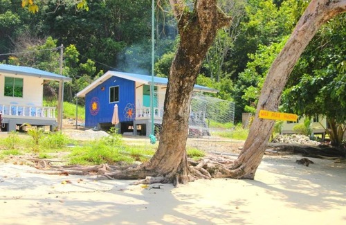 Pulau Tuba Casa | Beach Front Villa 2 pasir panjang