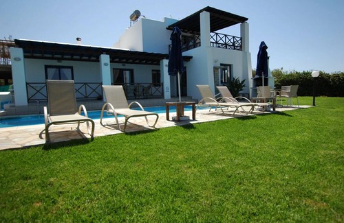 Kissonerga Villa | Beach Front, Wonderful Holiday Villa with Sauna in Kissonerga, Special Offer!