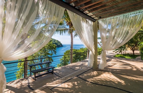 Boca de Tomatlán Villa | Villa Armonia frente a la playa con impresionantes vistas
