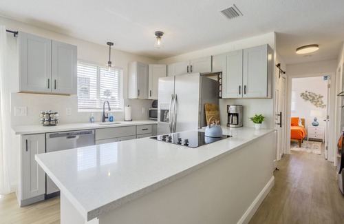 Dunedin Condominio | No Cleaning Fee Honeymoon Isle Free Beach Pass King Beds Free Parking