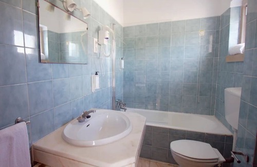 Praia das Macas Casa | Beach Getaway in Cavalo Beach! Ocean View, Free Parking, Pets are Allowed!