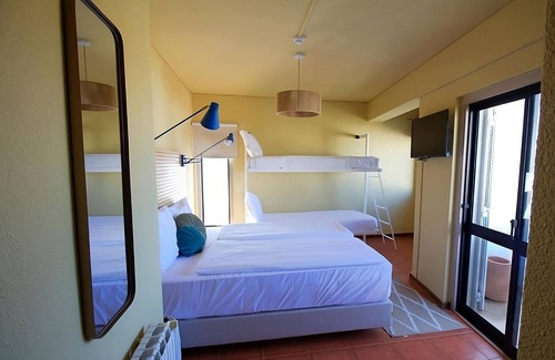 Praia das Macas Casa | Beach Getaway in Cavalo Beach! Ocean View, Free Parking, Pets are Allowed!