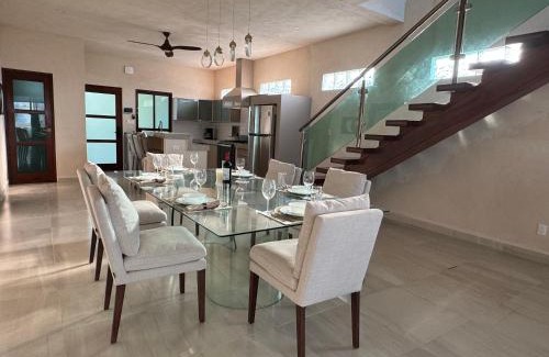 Chuburná Puerto Villa | Beach Getaway