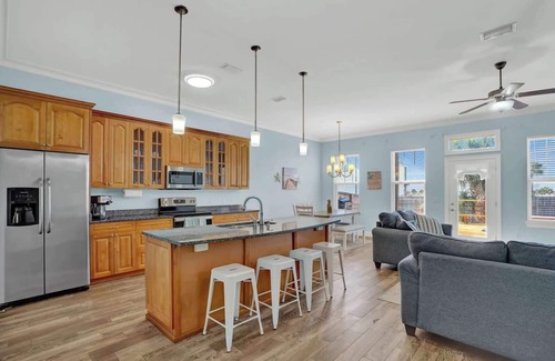 Crescent Beach Casa | Beach getaway
