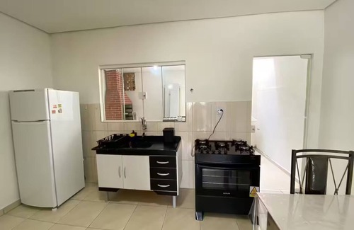 Itanhaem Casa | Beach house in condominium with pool