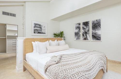 Schooner Bay Apartamento | "Beach Happy" Schooner Bay - Beachfront Apartment