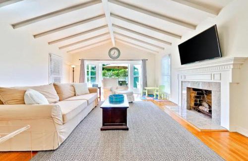 Beach Barber Tract Casa | Beach Happy