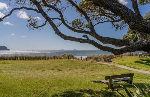 Pauanui Casa | Beach Haven Bonanza - Pauanui Holiday Home