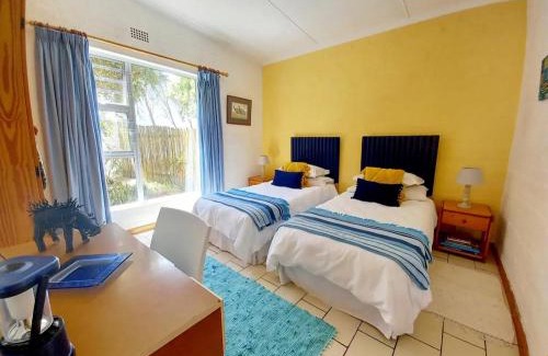 Britannia Bay Casa | Beach Haven Cottage