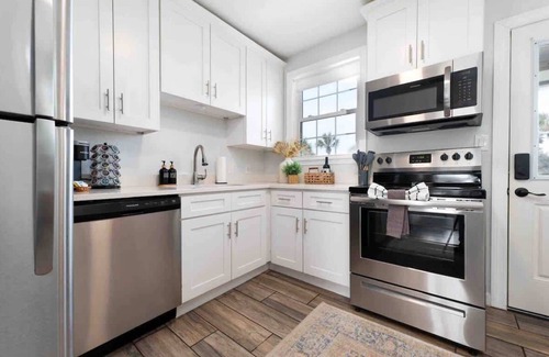 Neptune Beach Apartamento | ~Beach Haven~ Walk to the beach!
