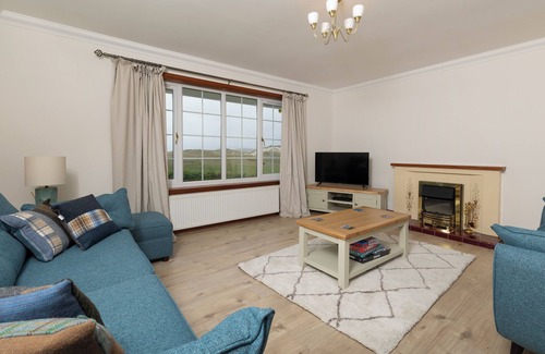 Harris Cabaña | Beach holiday home 5 minutes' walk to Luskentyre Beach