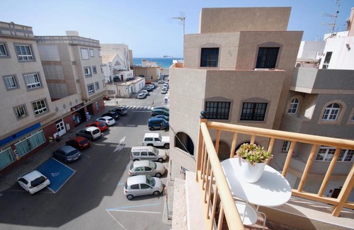 Gran Tarajal Apartamento | Beach Holiday Home Fue